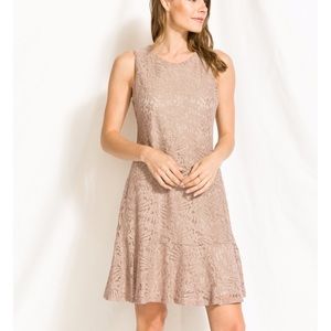 MYSTREE Lace Overlay Flare Hem Dress in Mauve